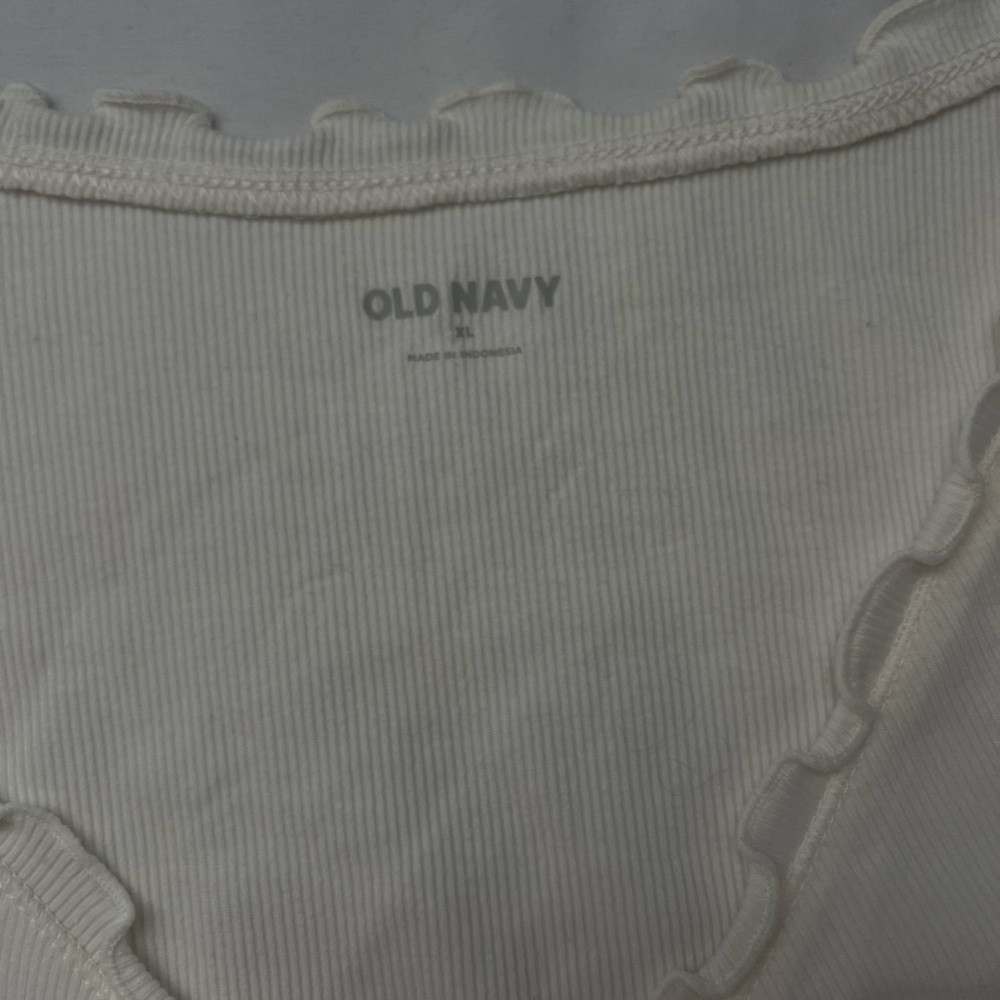 Old Navy Cream Ruffle-Trim Tank - Picture 3 of 3